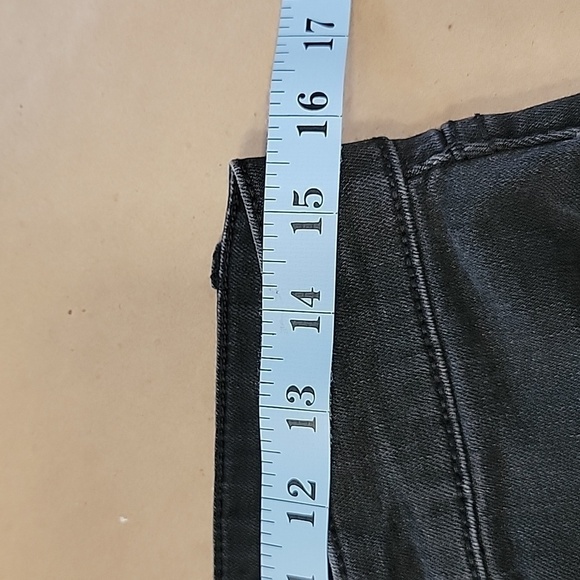 BKE Size 31x32 "Jake Straight", Washed Black Jeans.  Excellent Used Condition - Picture 4 of 12